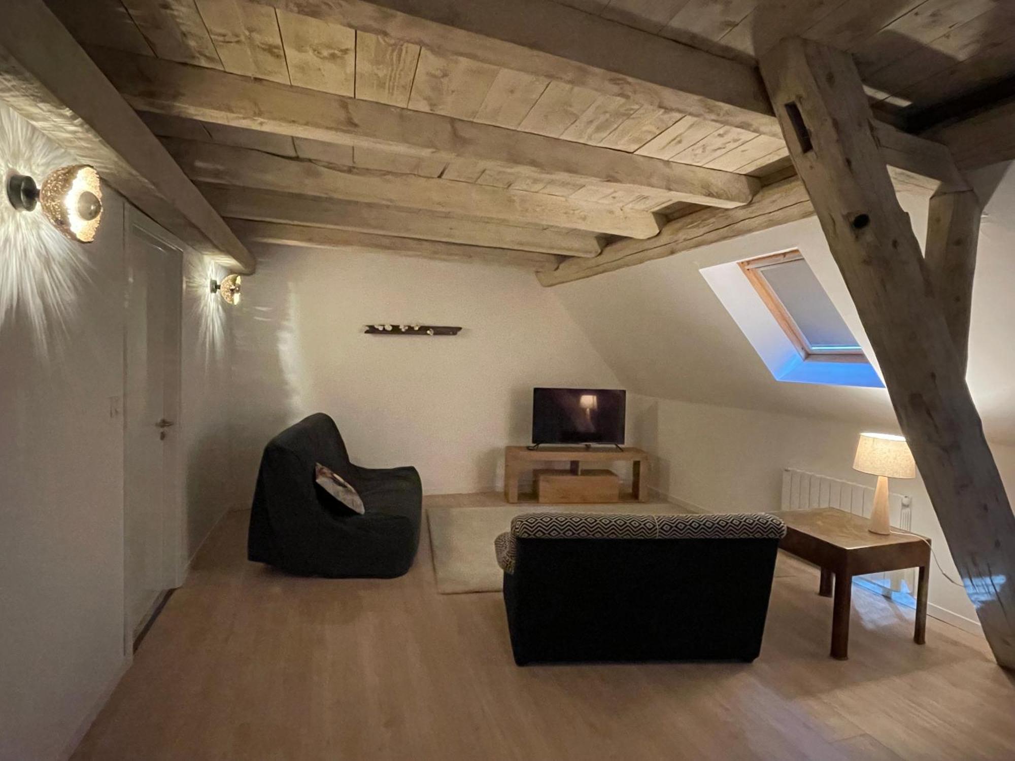 La Grange De Sophie Lägenhet Berstett Exteriör bild