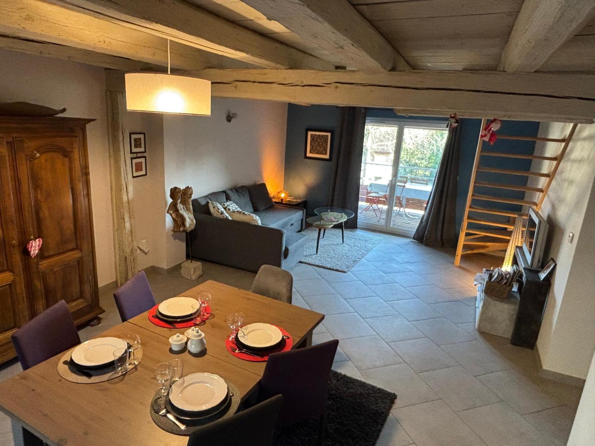 La Grange De Sophie Lägenhet Berstett Exteriör bild